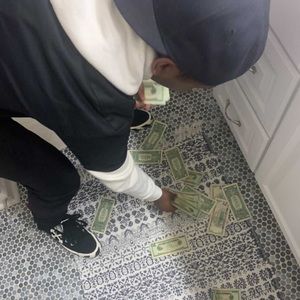 Meet your Posher, Christopher